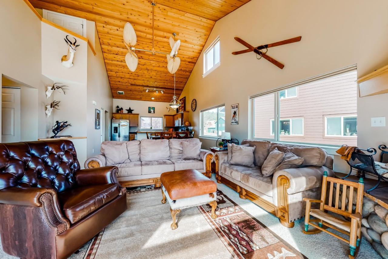 Firelight Chalet 94 Big Sky Bagian luar foto