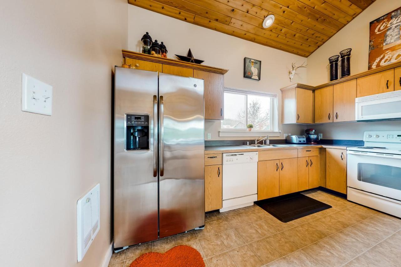 Firelight Chalet 94 Big Sky Bagian luar foto